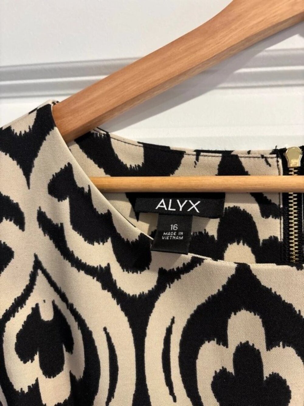 Alyx Black & Cream Sleeveless Shift Dress Size 16 Geometric Print - Picture 2 of 7